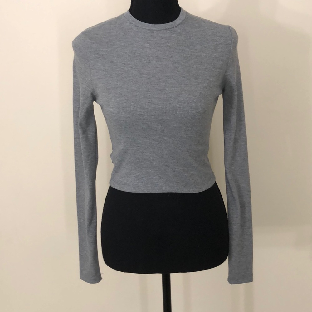 long sleeve crop top